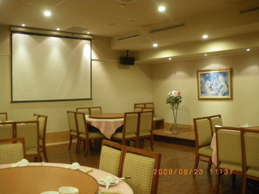 Hualien Charming City Hotel Екстер'єр фото
