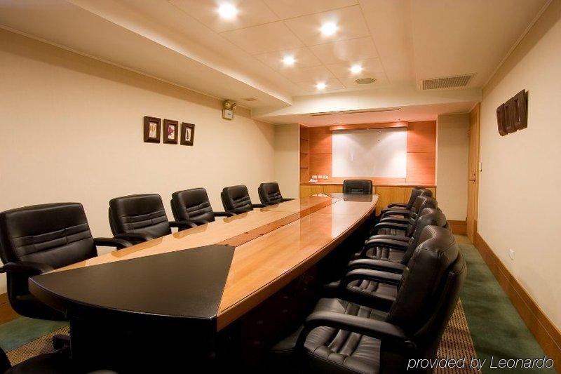 Hualien Charming City Hotel Екстер'єр фото