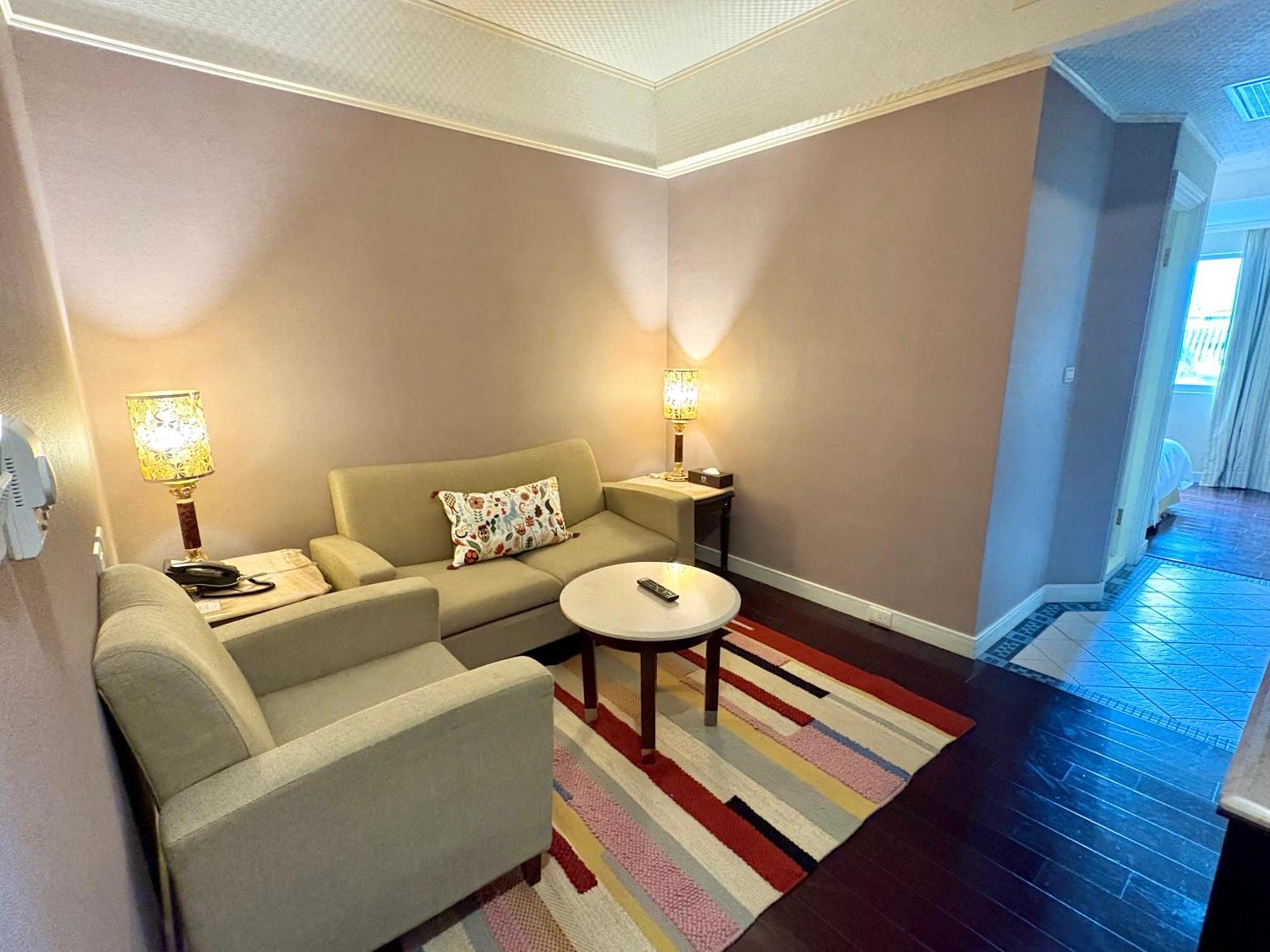 Hualien Charming City Hotel Екстер'єр фото